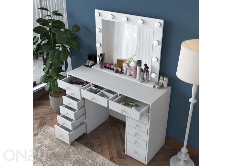 Туалетный столик с зеркалом и подсветкой увеличить