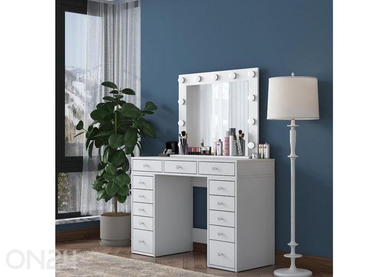 Туалетный столик с зеркалом и подсветкой увеличить