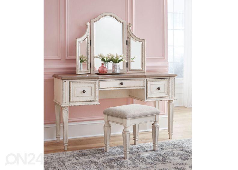 Туалетный столик с пуфом увеличить