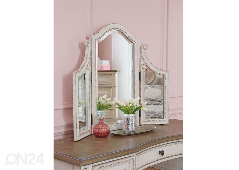 Туалетный столик с пуфом увеличить