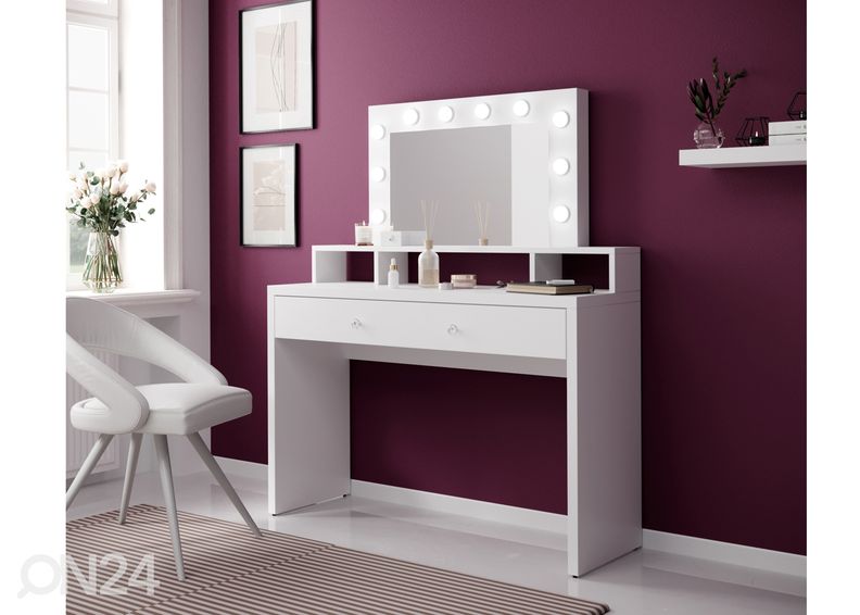 Туалетный столик увеличить