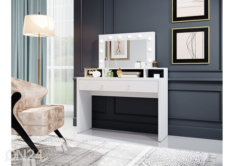 Туалетный столик увеличить