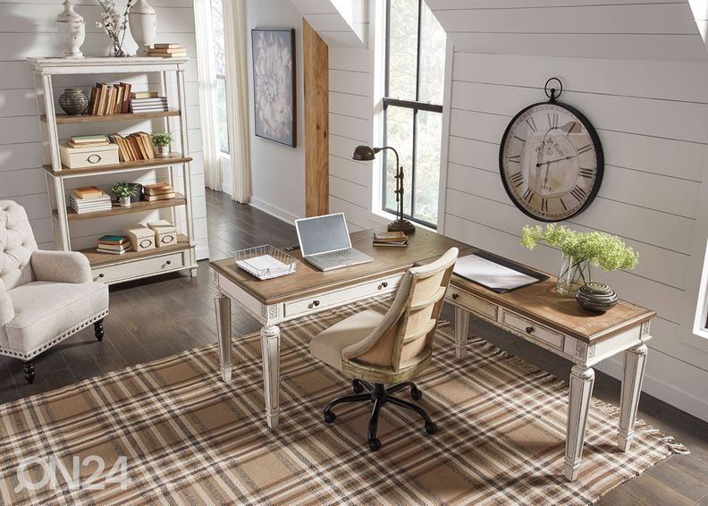 Угловой рабочий стол увеличить