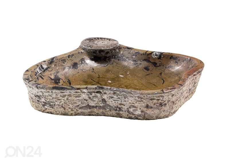 Умывальник из мрамора увеличить