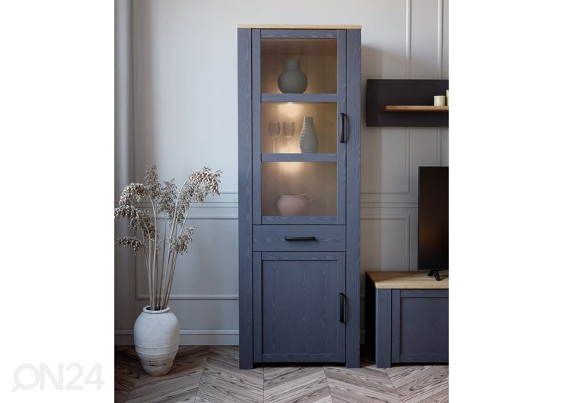 Шкаф-витрина увеличить