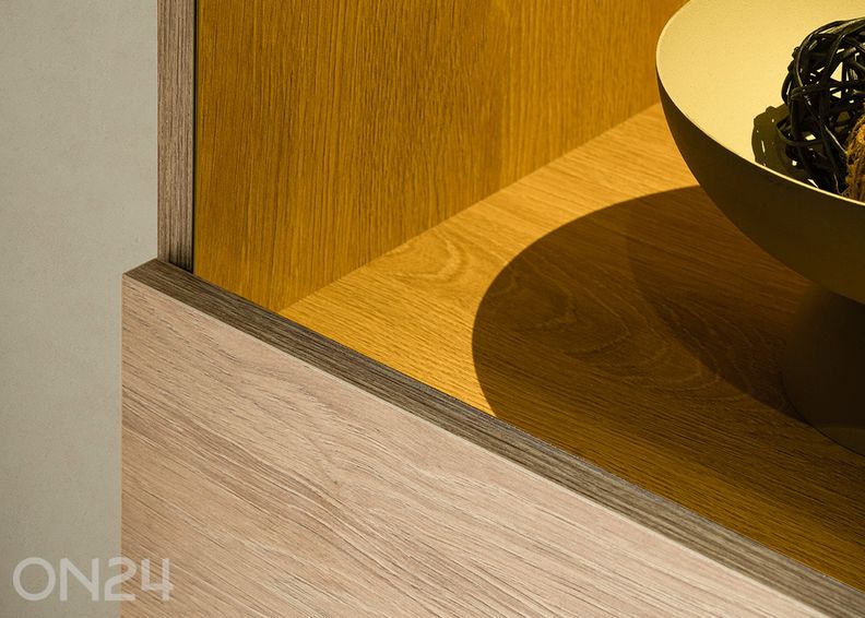 Шкаф-витрина Kalmar увеличить