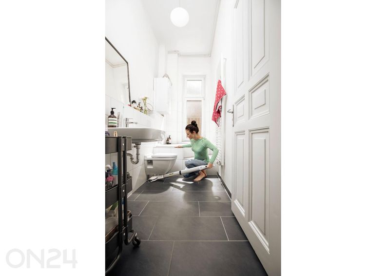 Электрическая швабра Kärcher EWM 2 *EU увеличить