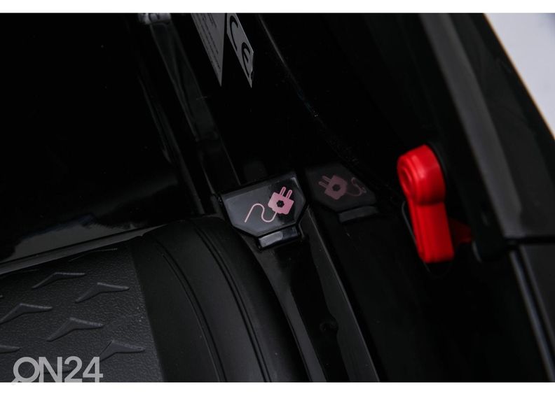 Электромобиль Range Rover Velar 12V увеличить