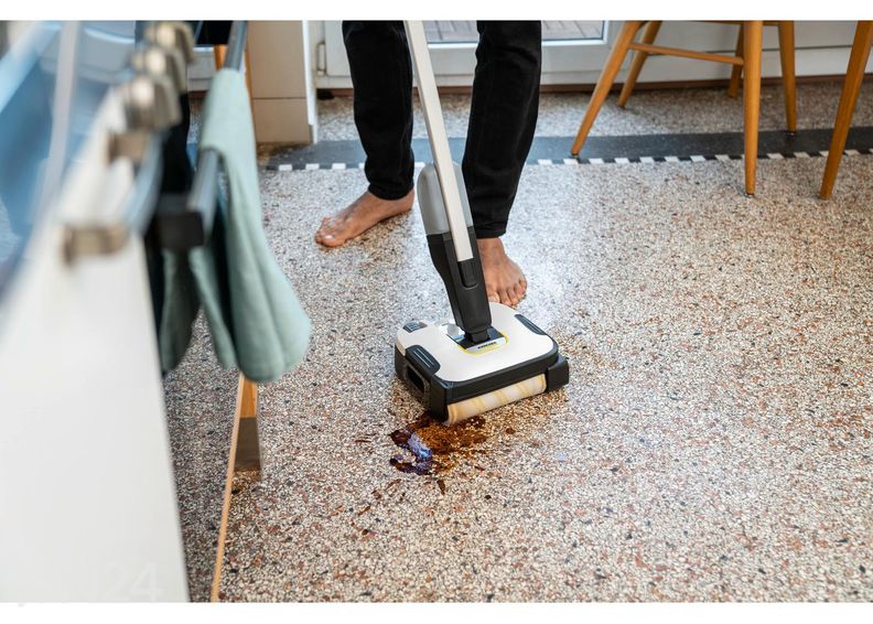 Электрошвабра Kärcher FC 2-4 со сменным аккумулятором увеличить