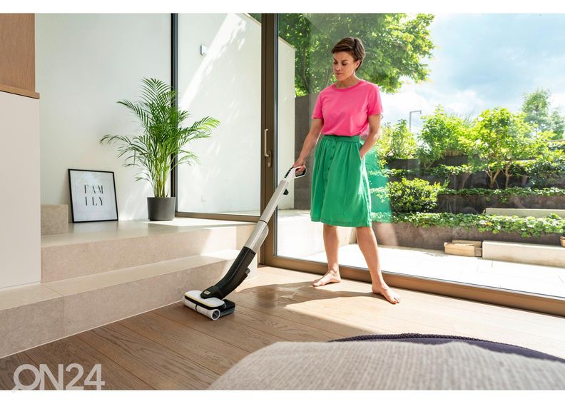 Электрошвабра Kärcher FC 4-4 со сменными аккумуляторами увеличить