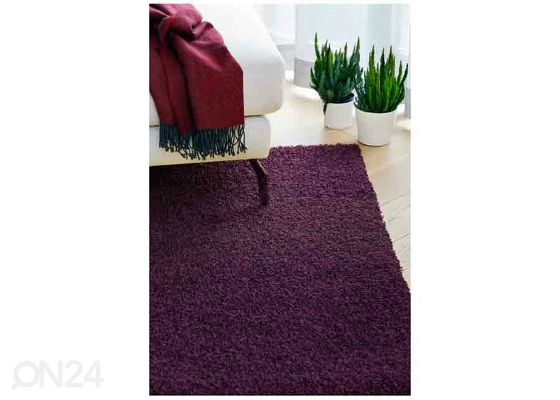 Narma длинношерстный ковер Spice™ plum 67x133 см увеличить