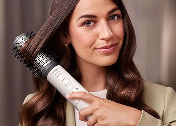 Плойка для волос с вращающейся щеткой Philips