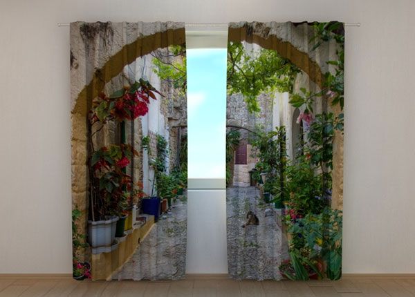 Полузатемняющая штора Arches in Flowers 240x220 см