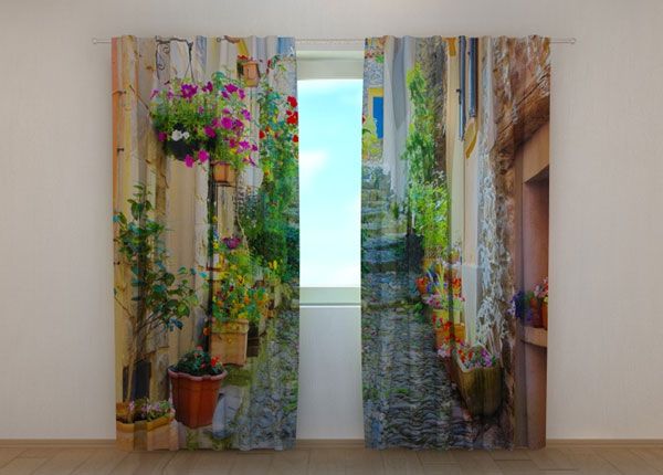 Полузатемняющая штора Back Street in Flowers 240x220 см