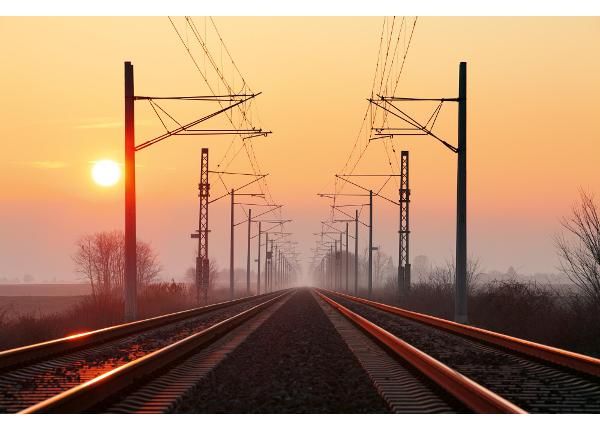 Флизелиновые фотообои Railway At Sunset