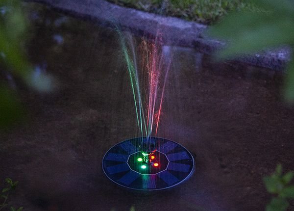 Фонтан с RGB LED солнечной панелью Fountain