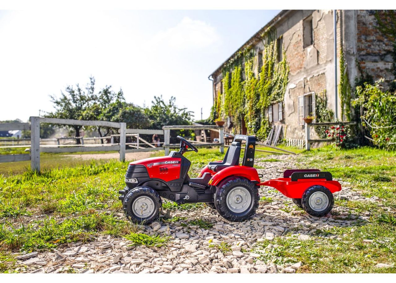 Детский трактор Case IH Volare увеличить