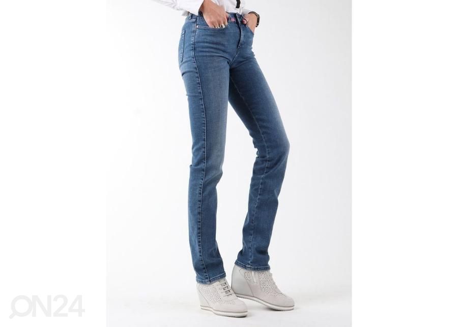 Женские джинсы Wrangler увеличить