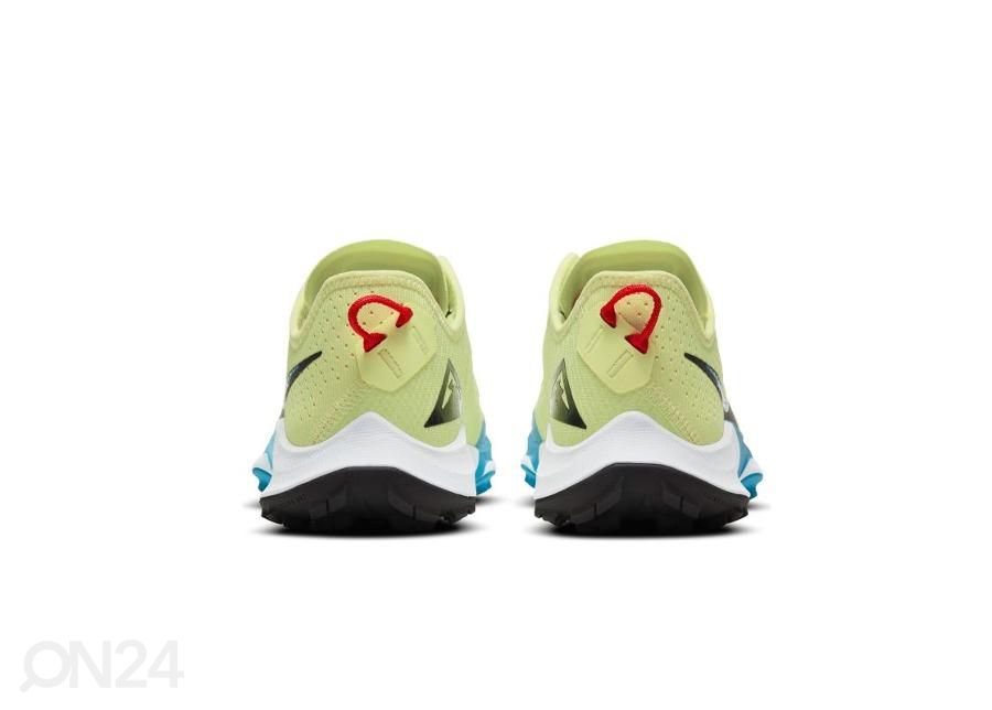 Женские кроссовки для бега Nike Air Zoom Terra Kiger 7 увеличить