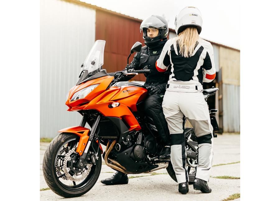 Мотоциклетный шлем NK-850 W-TEC увеличить