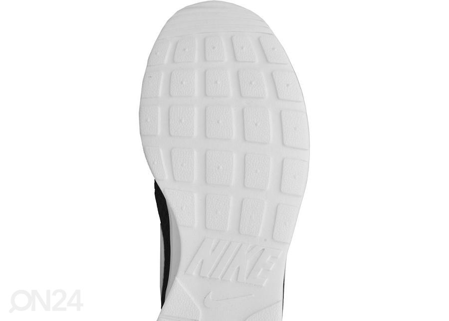 Мужская повседневная обувь Nike Sportswear Tanjun M 812654-011 увеличить
