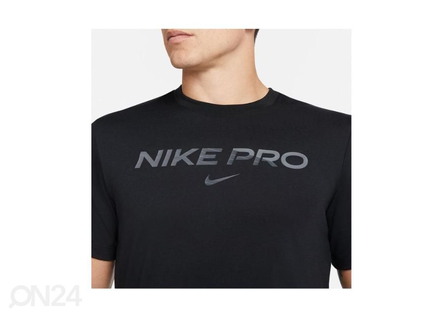 Мужская футболка для тренировок Nike Pro увеличить