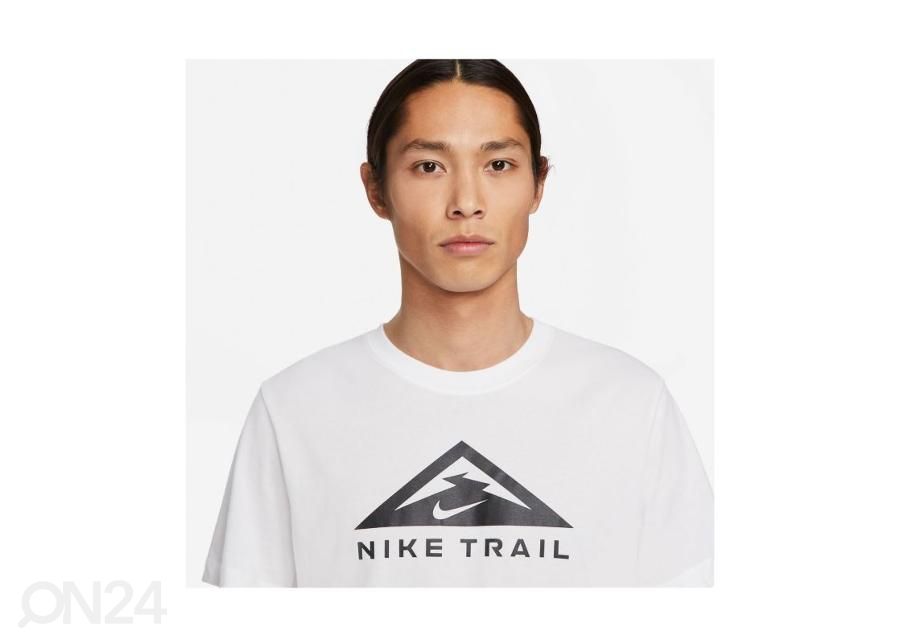 Мужская футболка для тренировок Nike Trail Running увеличить