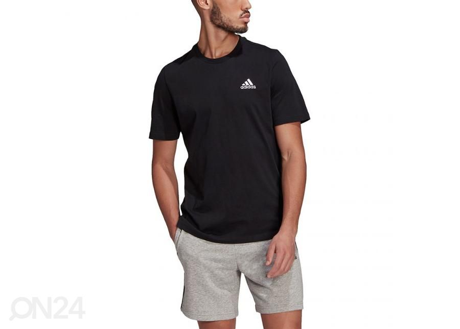 Мужская футболка Adidas Essentials Embroidered Small Logo Tee увеличить
