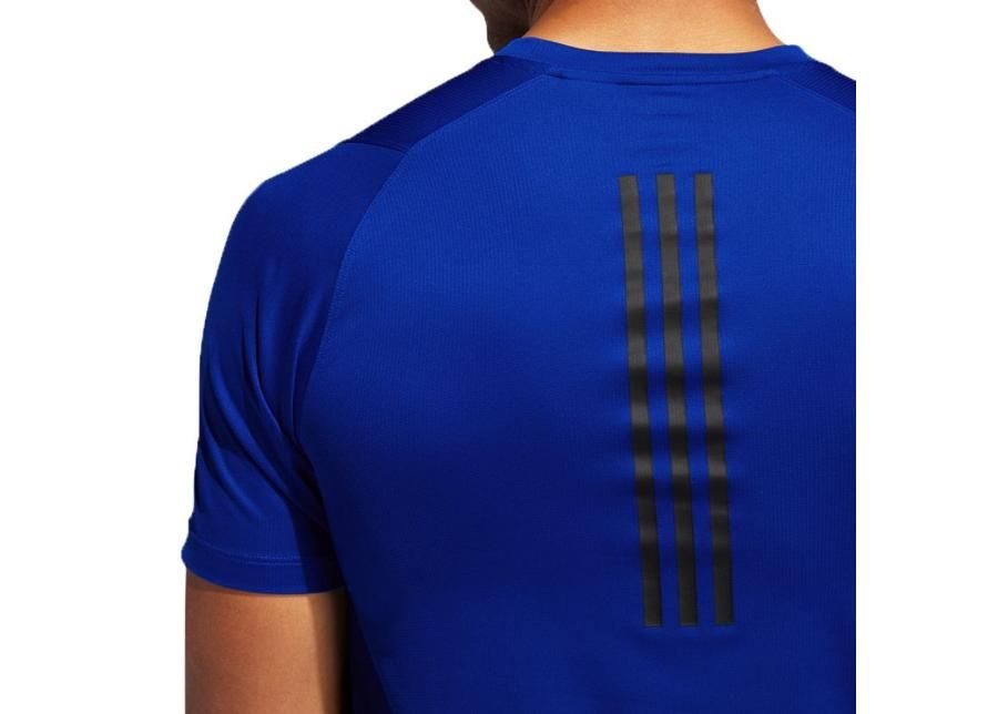 Мужская футболка adidas FreeLift Sport Fitted 3-Stripes Tee M EB8061 увеличить