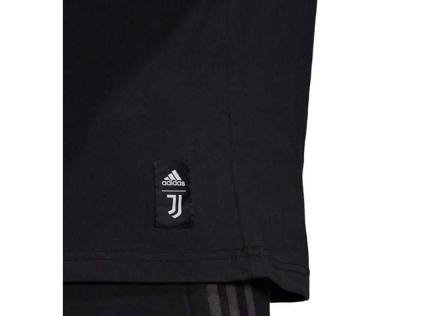 Мужская футболка Adidas Juventus DNA Graphic M FR4223 увеличить