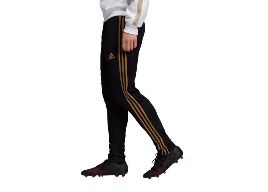 Мужские длинные футбольные штаны Adidas Real Madrid M DX7847 увеличить