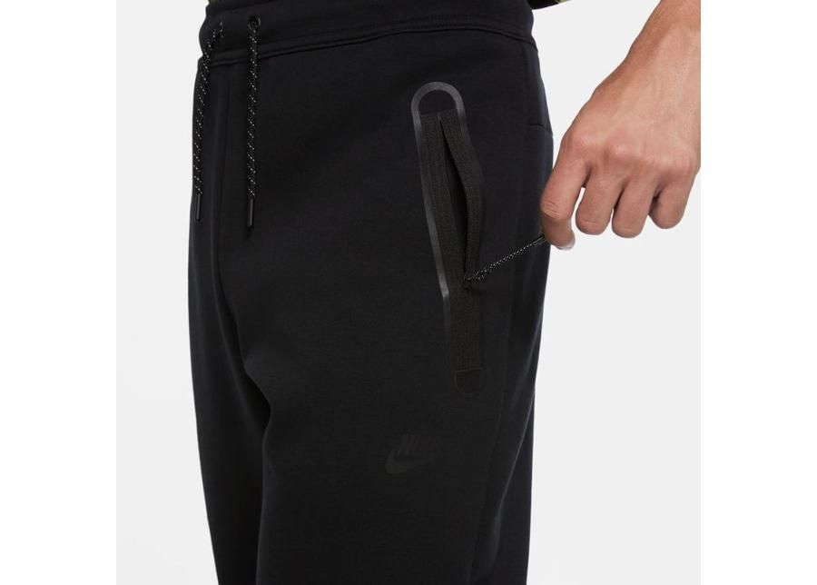 Мужские спортивные штаны Nike Nsw Tech Fleece M CU4501-010 увеличить
