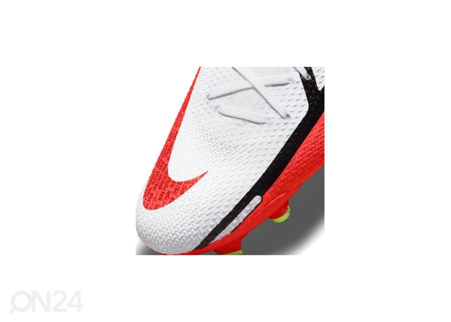 Мужские футбольные бутсы Nike Phantom GT2 Pro DF FG увеличить