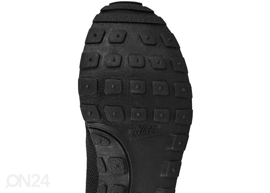 Спортивная обувь Nike Sportswear MD Runner 2 Jr 807316-001 увеличить