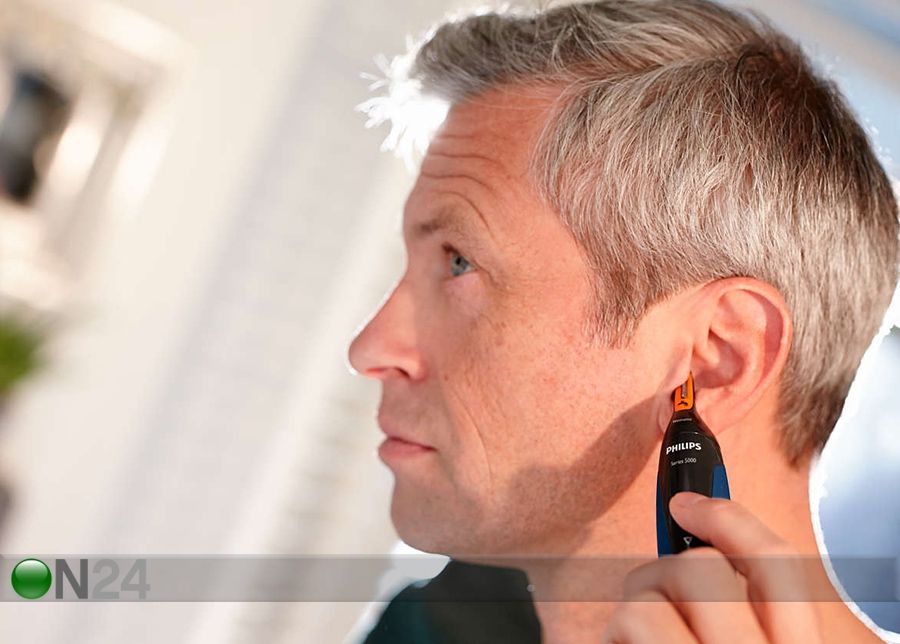 Триммер для носа, ушей и бровей Philips + маникюрный комплект увеличить