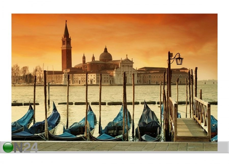 Флизелиновые фотообои Gondolas in Venice увеличить