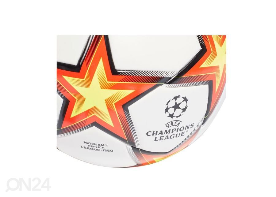 Футбольный мяч Adidas UCL Pyrostorm 350 g увеличить