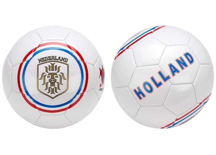 Футбольный мяч Glossy PVC Euro Triumph Avento увеличить