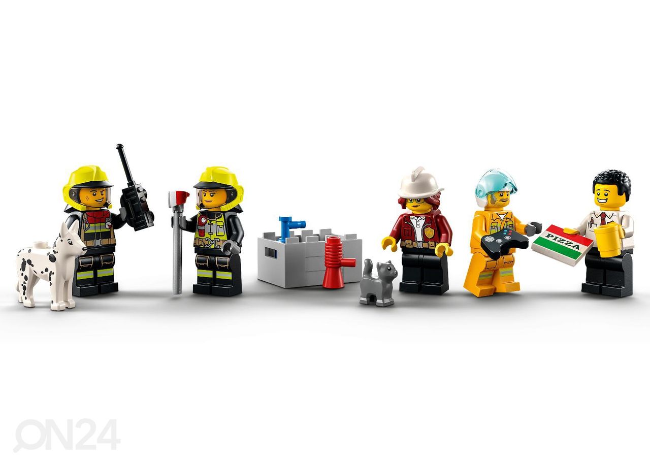 LEGO City Пожарное депо увеличить