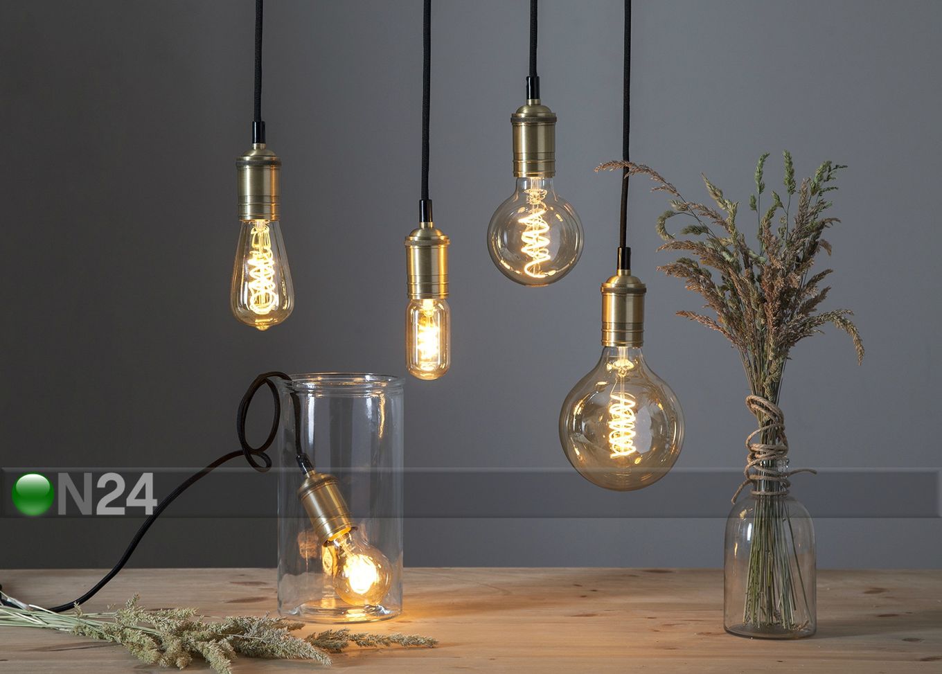 Декоративная LED лампочка E27 3 Вт увеличить