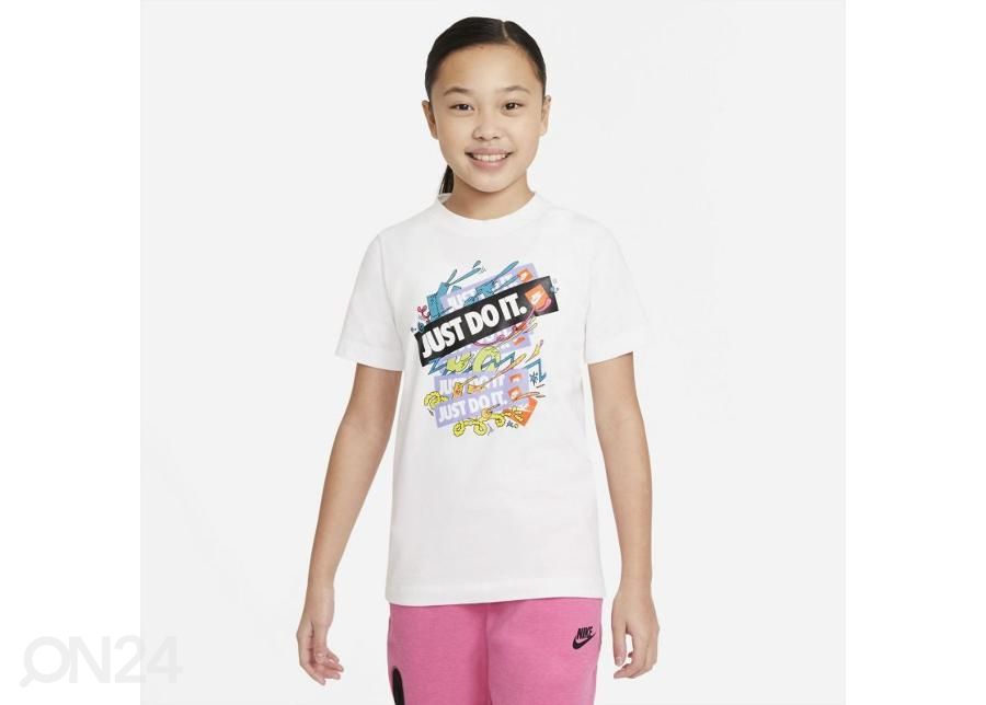 Детская футболка Nike Sportswear увеличить