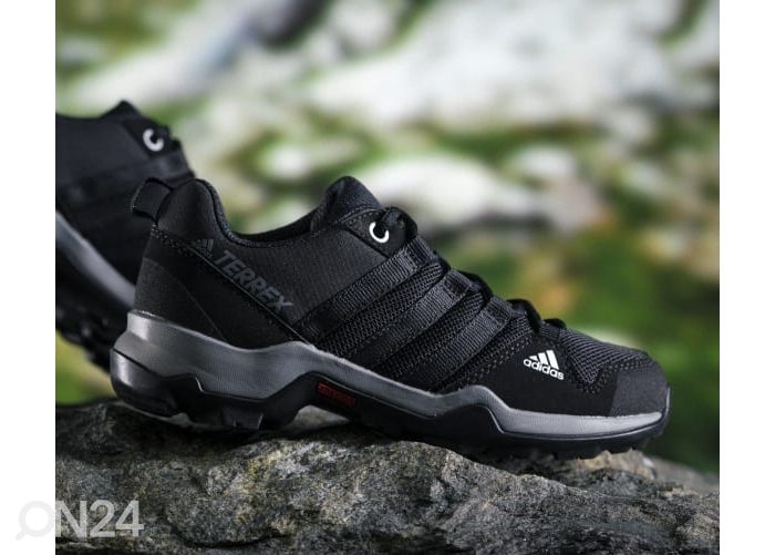 Детские походные ботинки Adidas TERREX AX2R Jr BB1935 увеличить