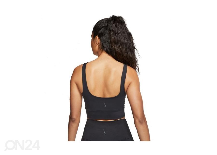 Женская спортивная майка Nike Yoga Luxe crop top увеличить