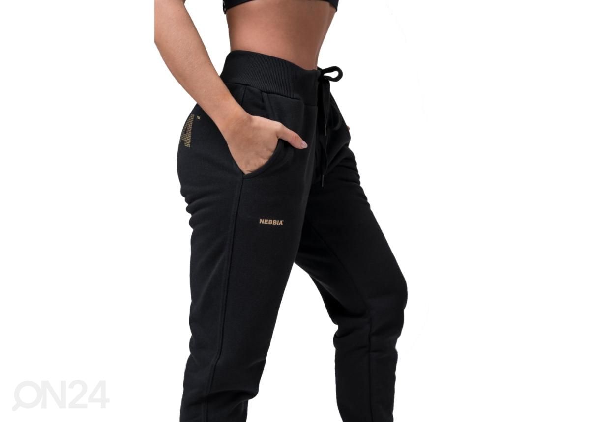 Женские спортивные штаны Nebbia Gold Classic 826 черные размер M увеличить