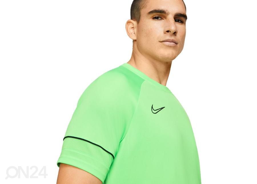 Мужская футболка Nike Dri-FIT Academy 21 увеличить