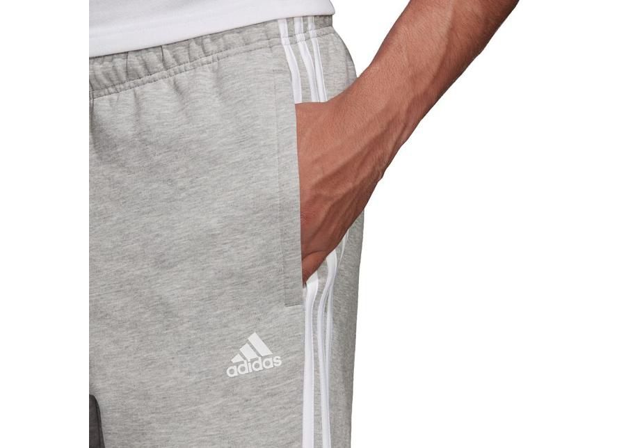 Мужские спортивные штаны Adidas Must Haves Tapared M FK6885 увеличить