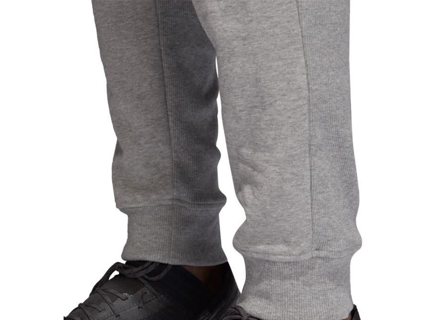 Мужские спортивные штаны adidas Tango Sweat Pant M CZ4005 увеличить