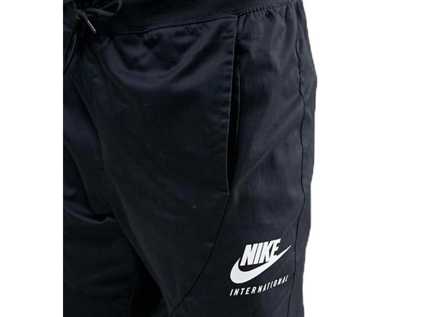 Мужские спортивные штаны Nike International woven Joggers M 880539-010 увеличить