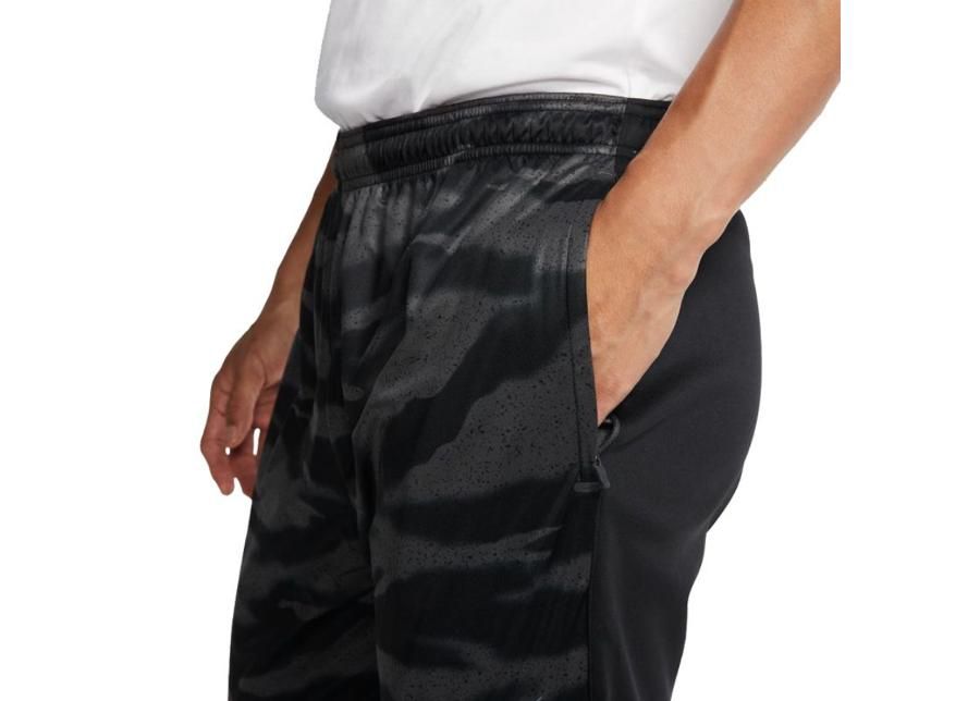 Мужские спортивные штаны Nike Therma Shield Strike M BQ5830-010 увеличить