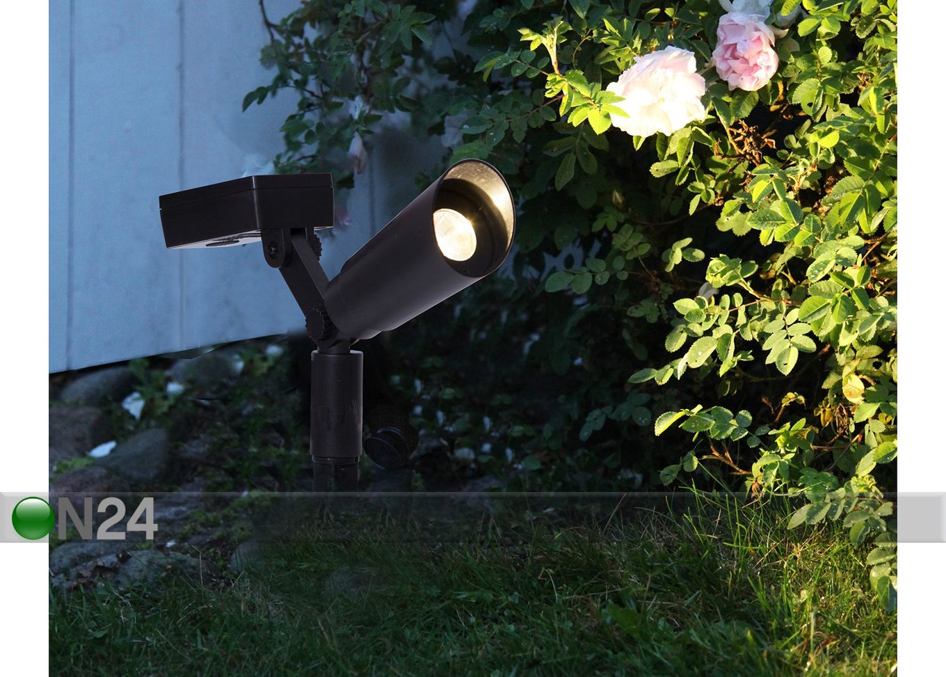 Садовый светильник с солнечной панелью (2шт) увеличить